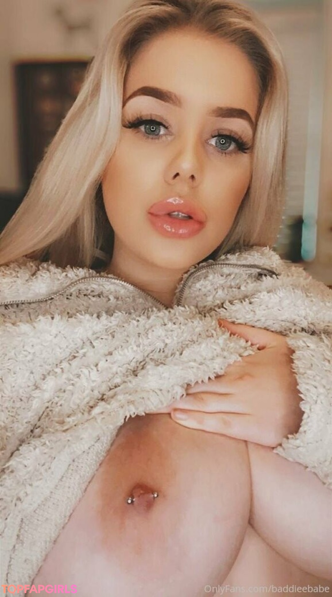 Foto desnuda filtrada de OnlyFans de Baddieebabe #57 Foto desnuda filtrada de OnlyFans de Baddieebabe #57