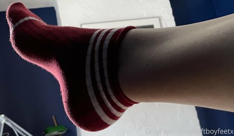 Foto desnuda filtrada de OnlyFans de Softboyfeetx