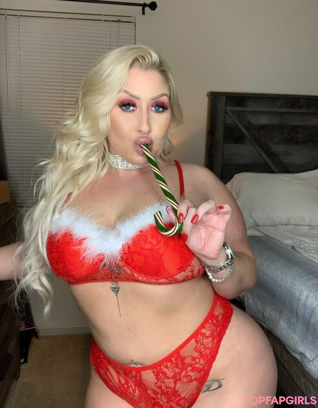 Foto desnuda filtrada de OnlyFans de Mzdanibadgirl #12 Foto desnuda filtrada de OnlyFans de Mzdanibadgirl #12