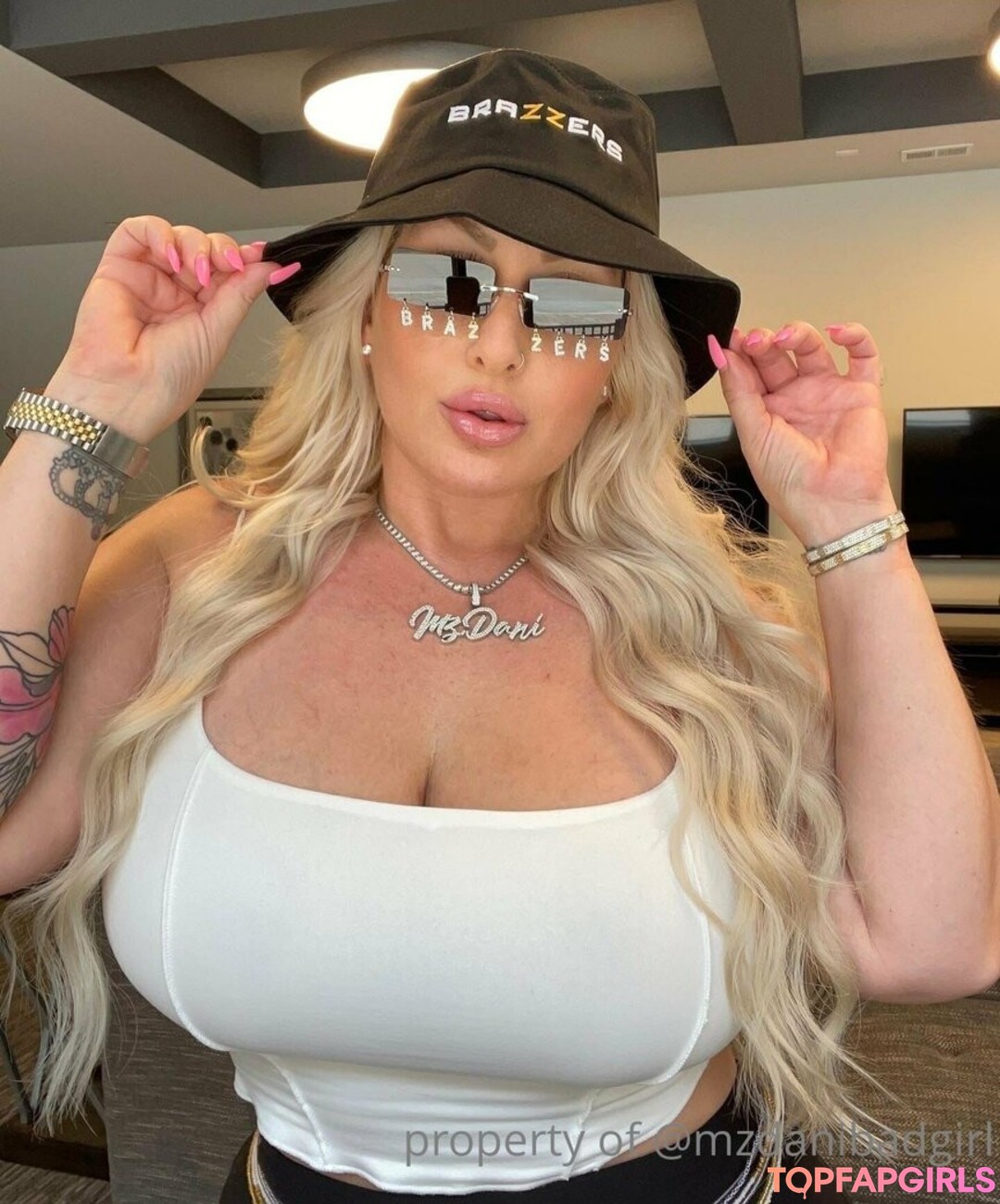 Foto desnuda filtrada de OnlyFans de Mzdanibadgirl #198 Foto desnuda filtrada de OnlyFans de Mzdanibadgirl #198