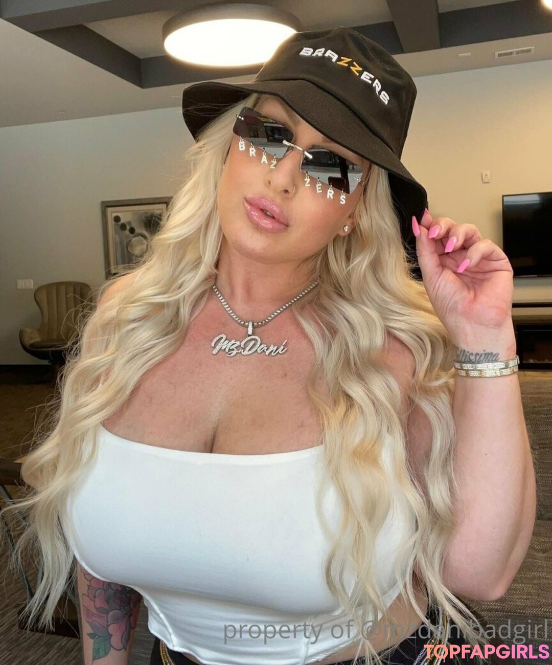 Foto desnuda filtrada de OnlyFans de Mzdanibadgirl #199 Foto desnuda filtrada de OnlyFans de Mzdanibadgirl #199