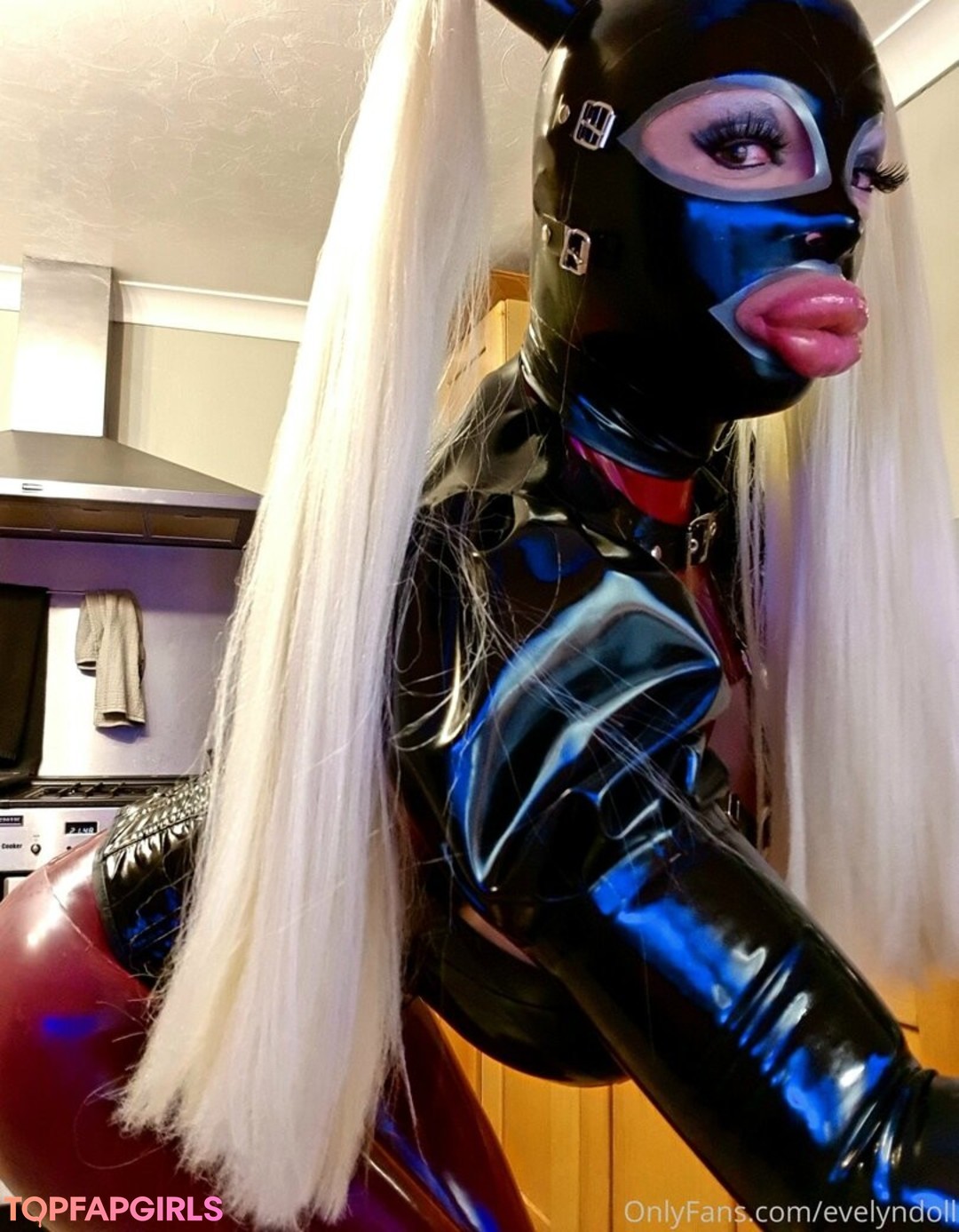 Foto desnuda filtrada de OnlyFans de Evelyndoll #382 Foto desnuda filtrada de OnlyFans de Evelyndoll #382