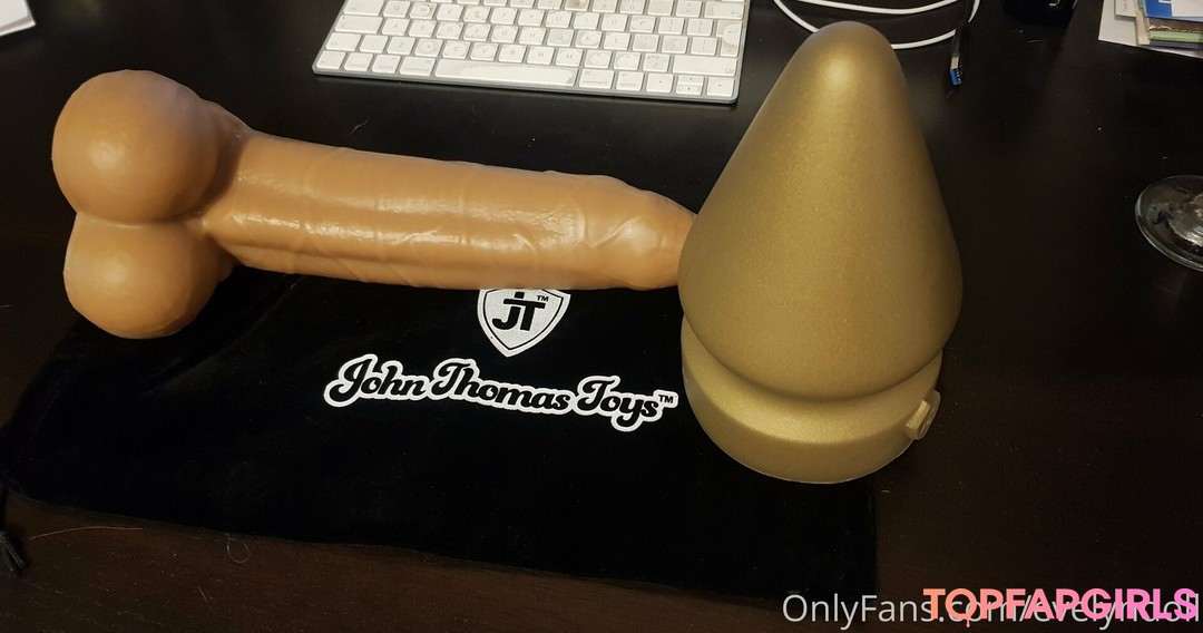 Foto desnuda filtrada de OnlyFans de Evelyndoll #69 Foto desnuda filtrada de OnlyFans de Evelyndoll #69