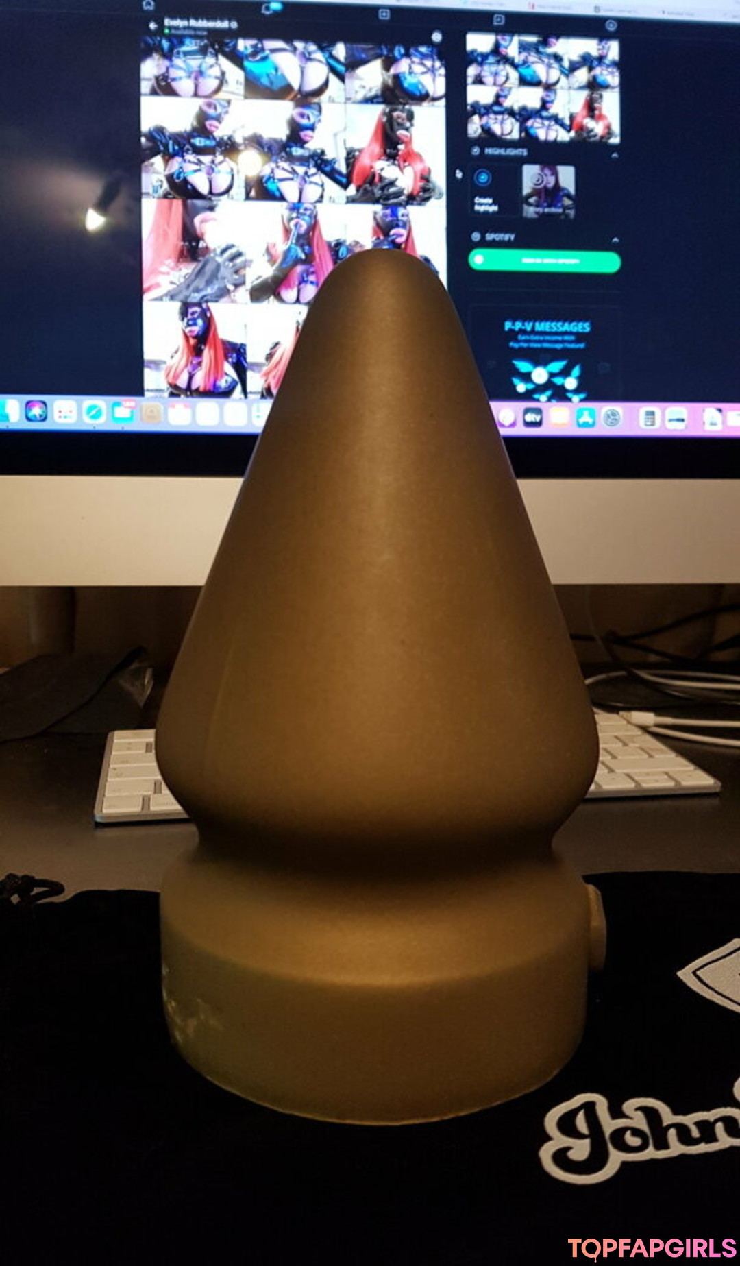 Foto desnuda filtrada de OnlyFans de Evelyndoll #71 Foto desnuda filtrada de OnlyFans de Evelyndoll #71