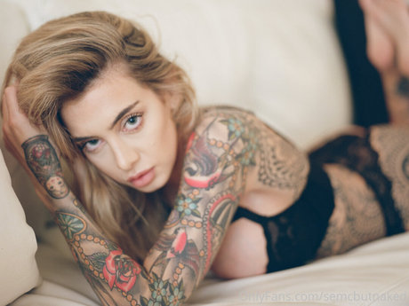 Semcbutnaked