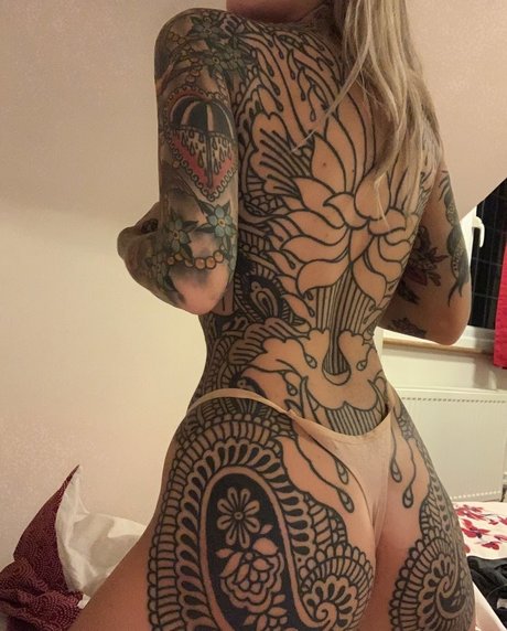 Semcbutnaked