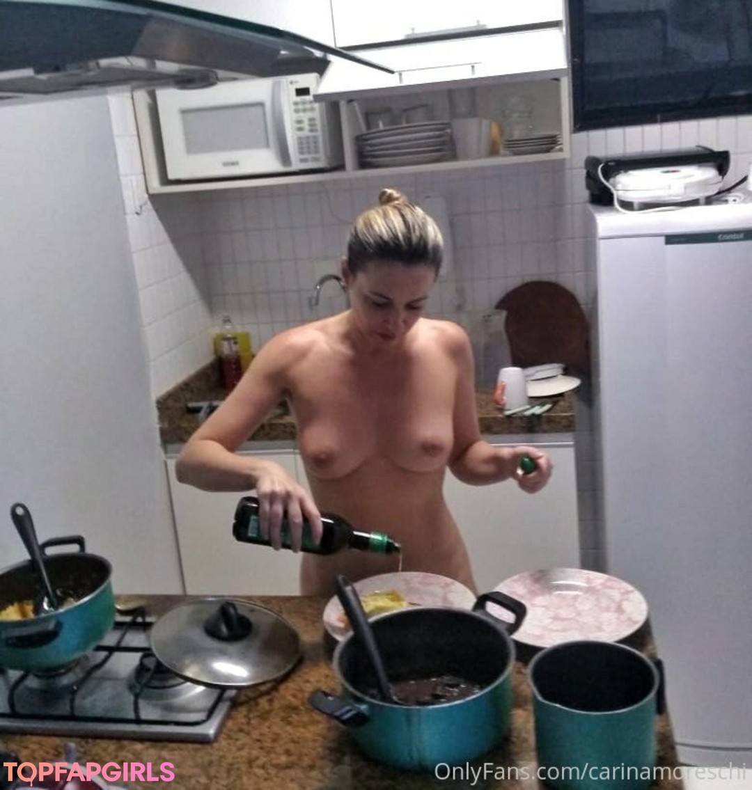 Foto desnuda filtrada de OnlyFans de Carinamoreschi #311 Foto desnuda filtrada de OnlyFans de Carinamoreschi #311