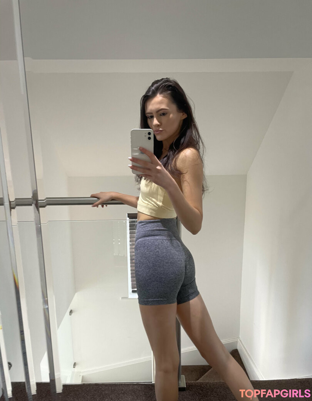 Foto desnuda filtrada de OnlyFans de Britishamianna #72 Foto desnuda filtrada de OnlyFans de Britishamianna #72
