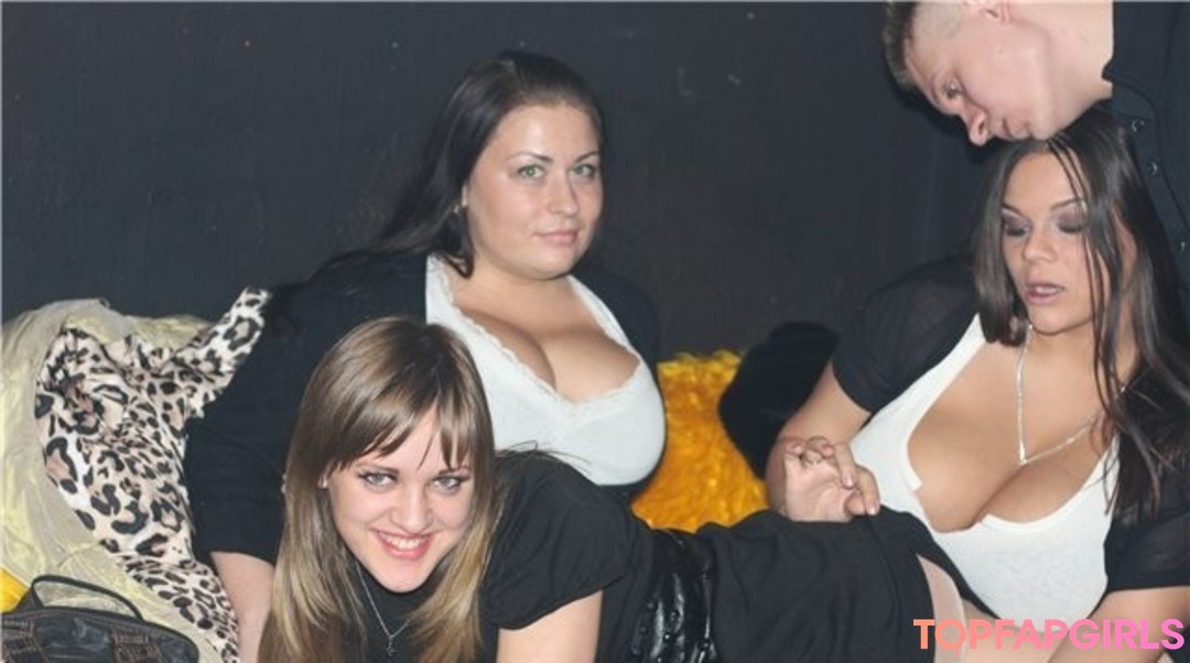 Foto desnuda filtrada de OnlyFans de Maria Von Zarring #499 Foto desnuda filtrada de OnlyFans de Maria Von Zarring #499