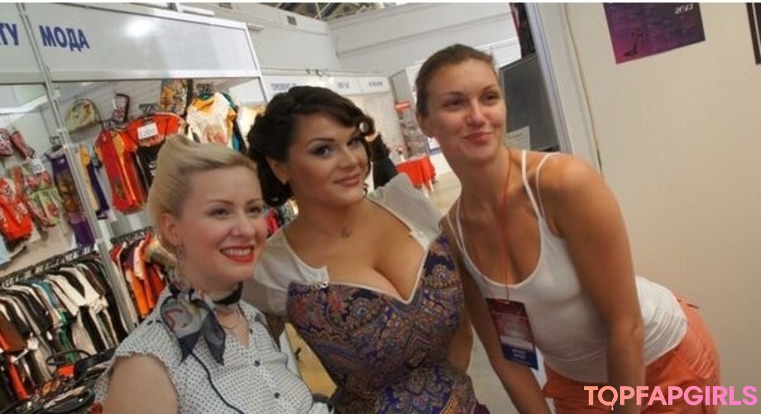 Foto desnuda filtrada de OnlyFans de Maria Von Zarring #57 Foto desnuda filtrada de OnlyFans de Maria Von Zarring #57