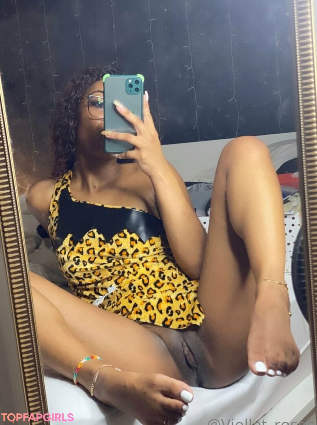 Foto desnuda filtrada de OnlyFans de Violletroses #348 Foto desnuda filtrada de OnlyFans de Violletroses #348