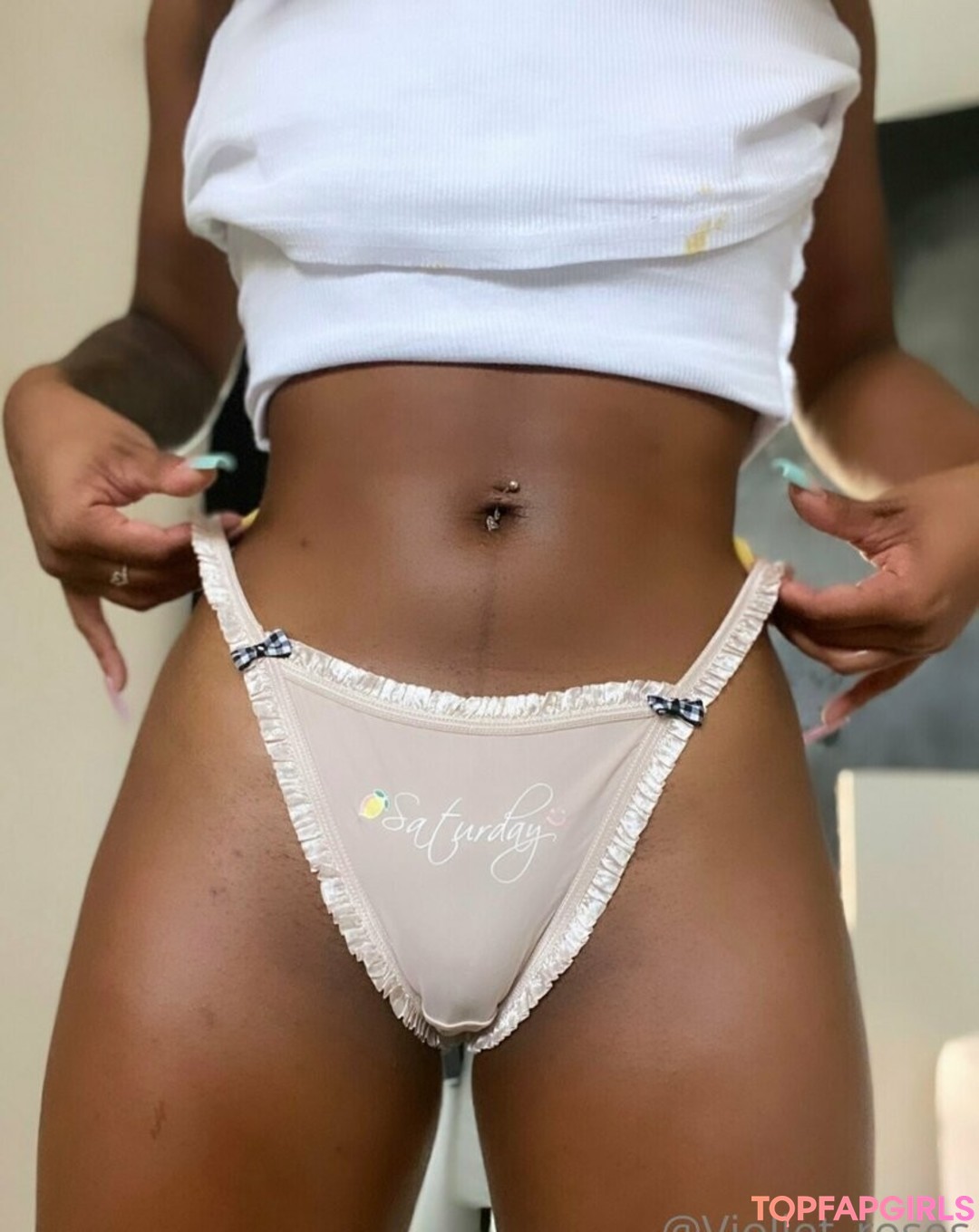 Foto desnuda filtrada de OnlyFans de Violletroses #430 Foto desnuda filtrada de OnlyFans de Violletroses #430