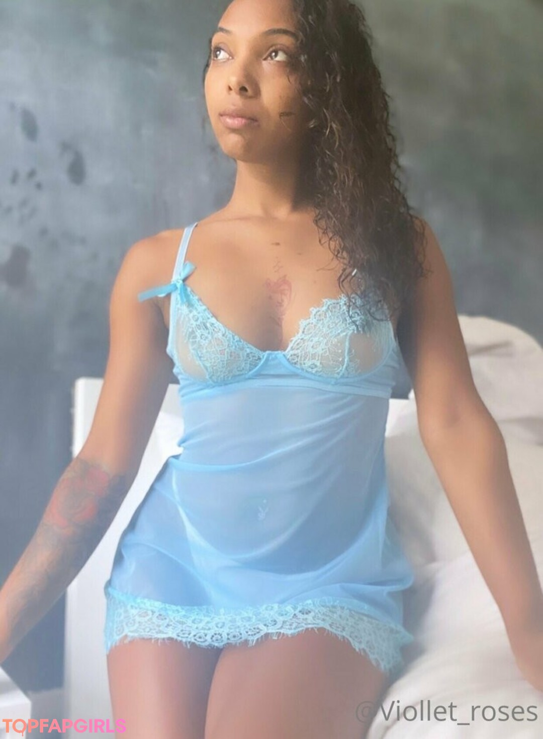 Foto desnuda filtrada de OnlyFans de Violletroses #468 Foto desnuda filtrada de OnlyFans de Violletroses #468