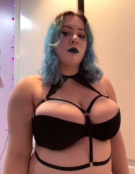 Foto desnuda filtrada de OnlyFans de Crypticalice