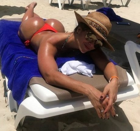 Foto desnuda filtrada de OnlyFans de Tatiana Girardi