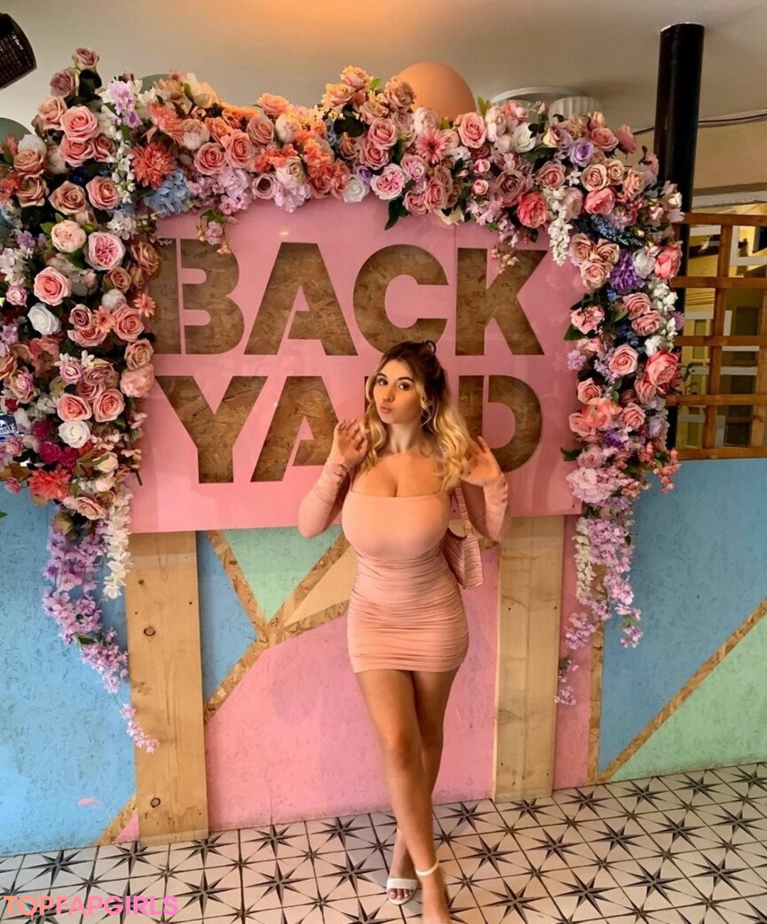 Foto desnuda filtrada de OnlyFans de Jazmineblouise #23 Foto desnuda filtrada de OnlyFans de Jazmineblouise #23