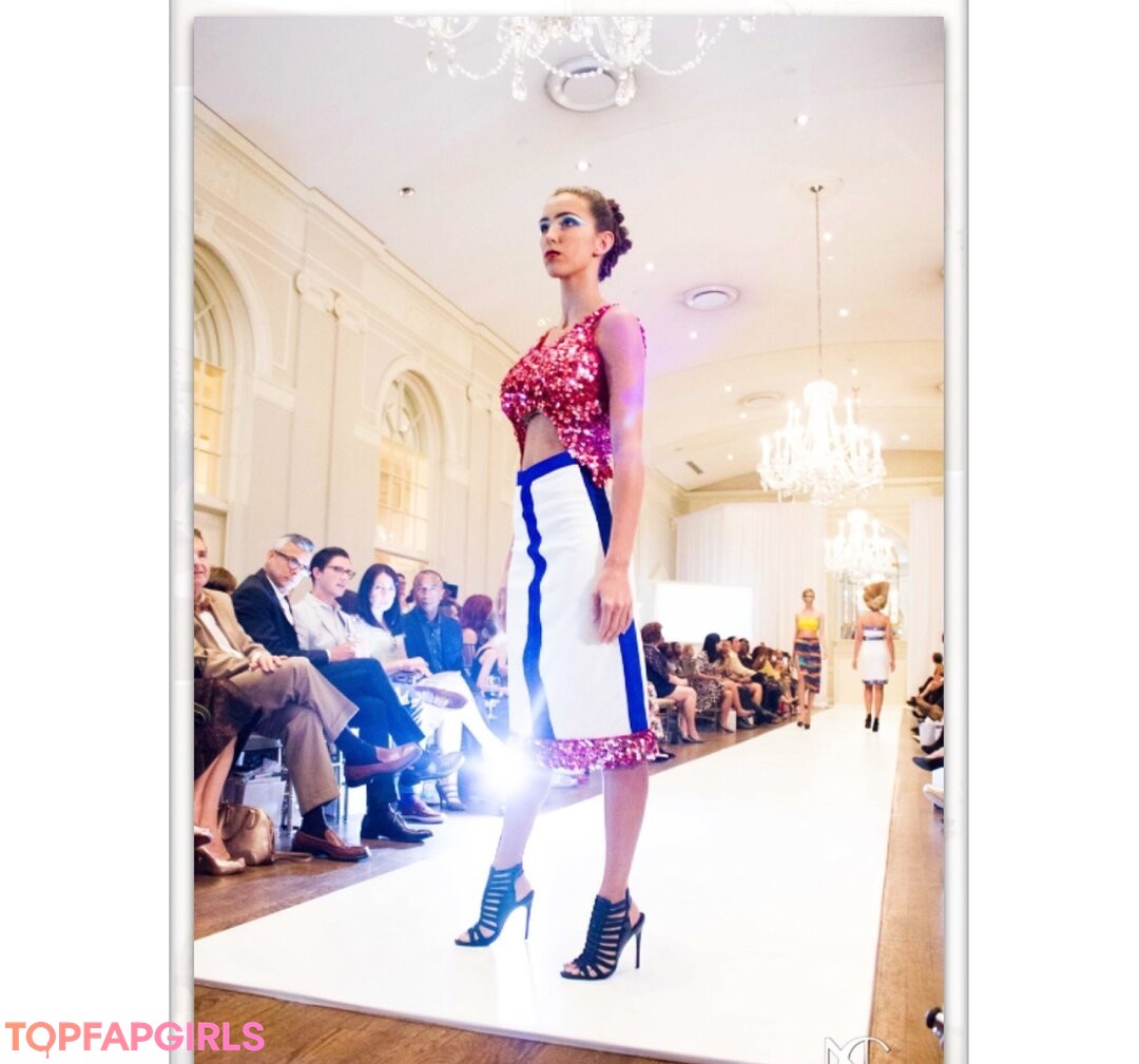 Foto desnuda filtrada de OnlyFans de Amanda Thompson #285 Foto desnuda filtrada de OnlyFans de Amanda Thompson #285