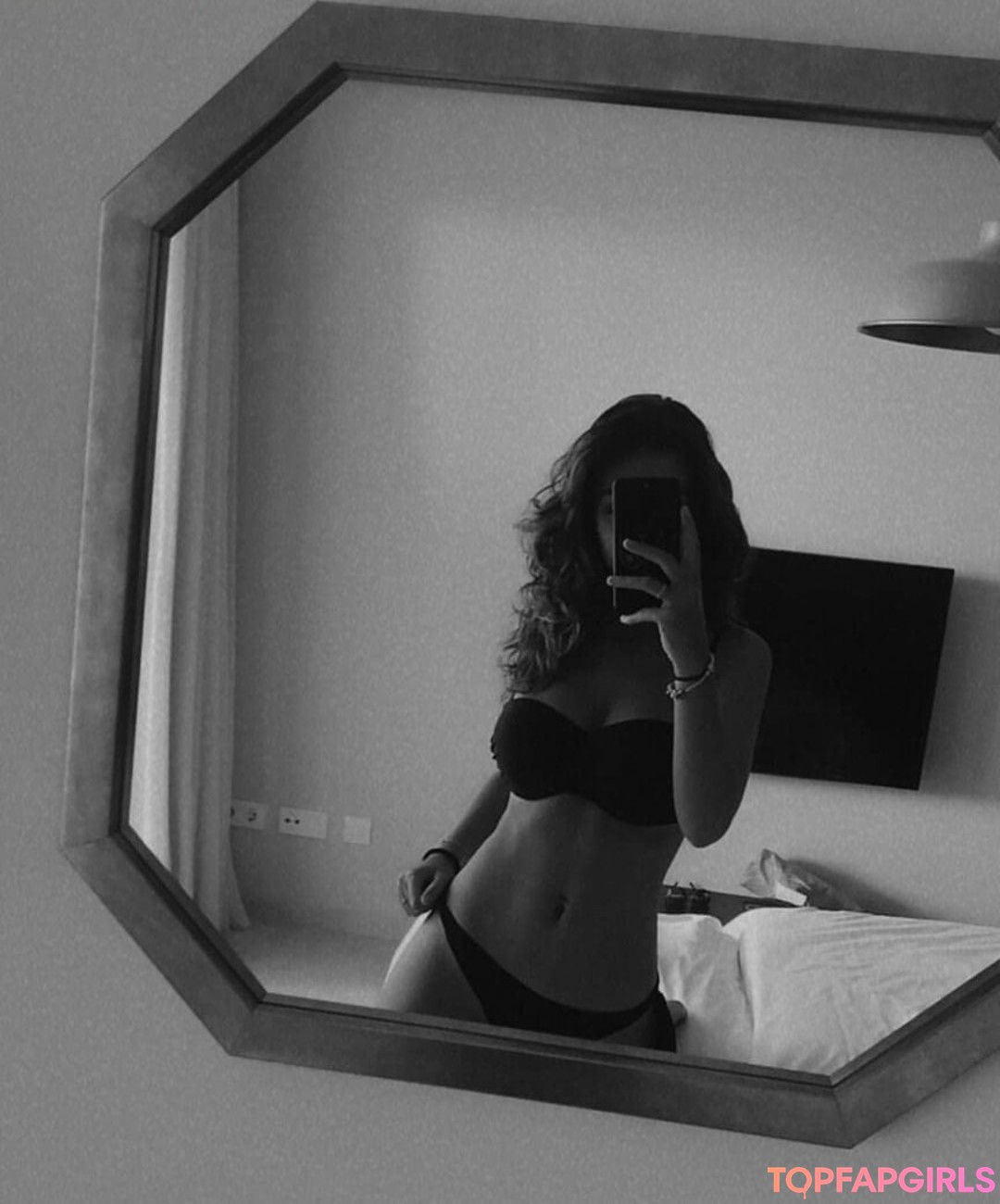 Foto desnuda filtrada de OnlyFans de Miriamvilloria #97 Foto desnuda filtrada de OnlyFans de Miriamvilloria #97