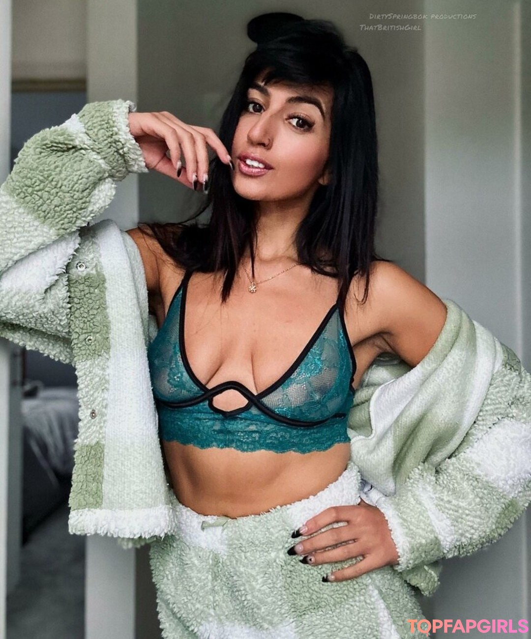 Foto desnuda filtrada de OnlyFans de Aaliyah Yasin #77 Foto desnuda filtrada de OnlyFans de Aaliyah Yasin #77