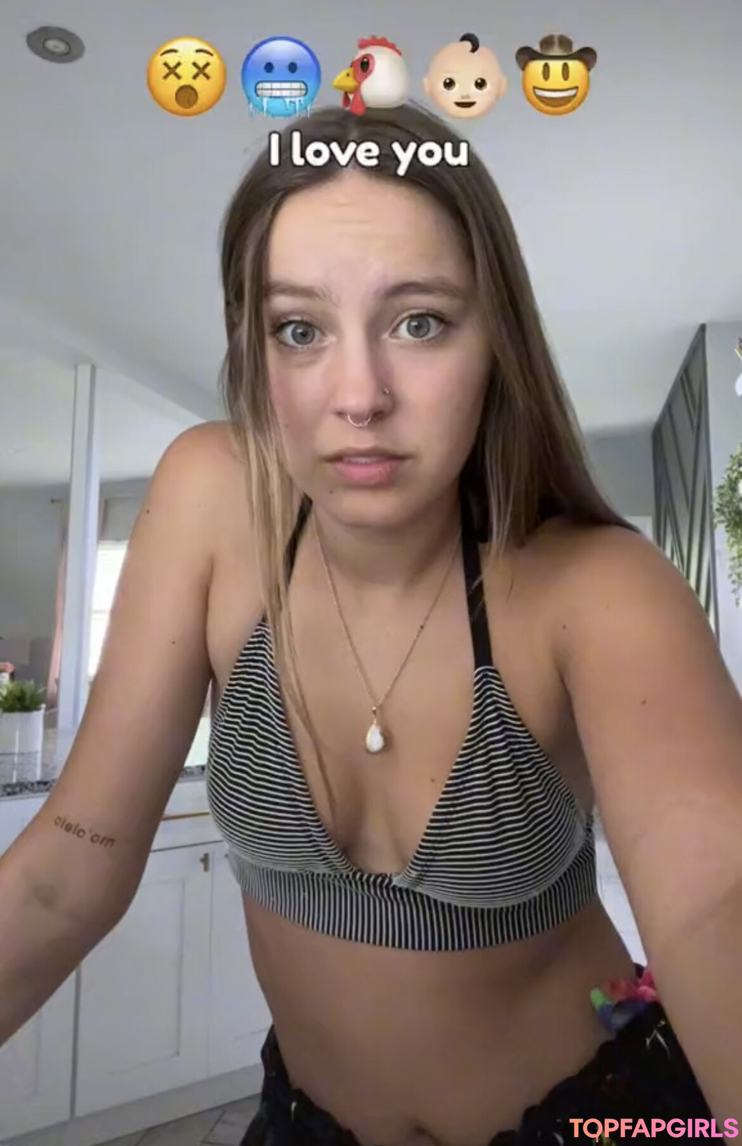 Foto desnuda filtrada de OnlyFans de Peyton Coffee #205 Foto desnuda filtrada de OnlyFans de Peyton Coffee #205