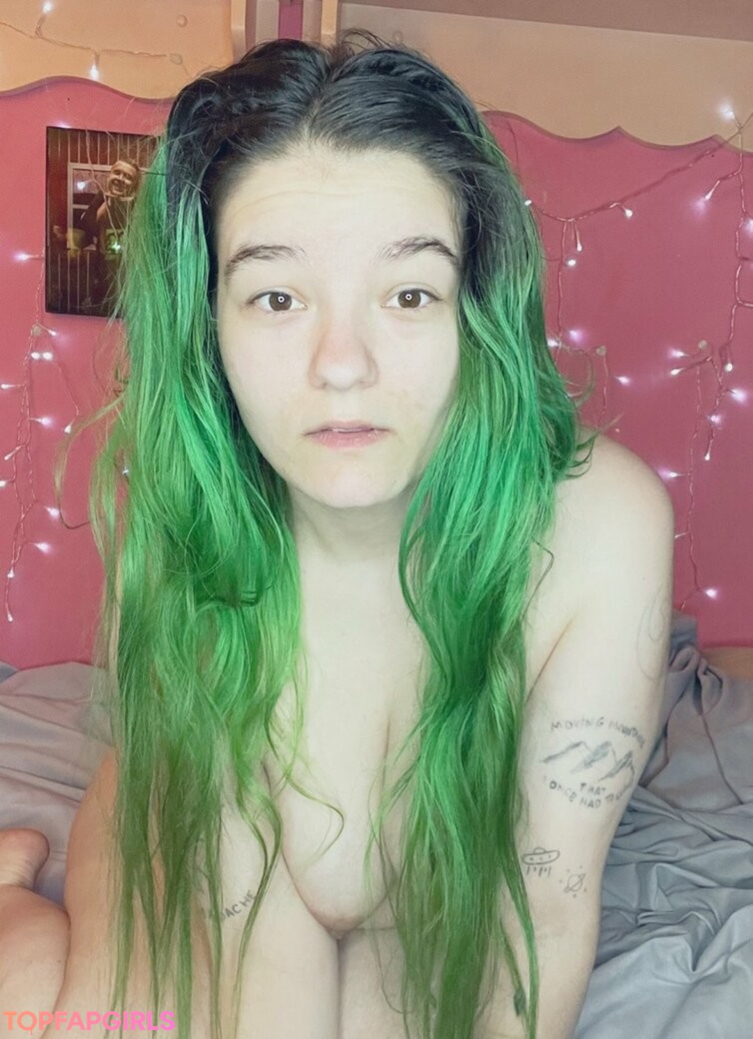 Foto desnuda filtrada de OnlyFans de Pixxxiebelle #500 Foto desnuda filtrada de OnlyFans de Pixxxiebelle #500