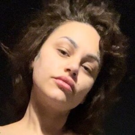 Foto desnuda filtrada de OnlyFans de Loz Brooker
