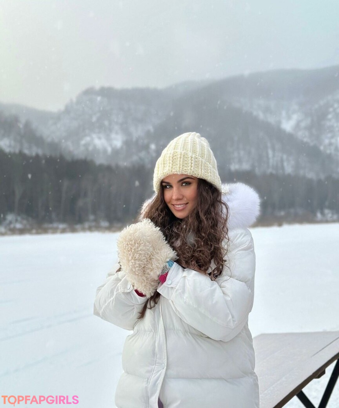 Foto desnuda filtrada de OnlyFans de Katerina999cs #392 Foto desnuda filtrada de OnlyFans de Katerina999cs #392