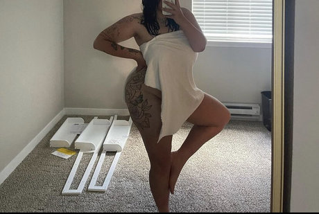Foto desnuda filtrada de OnlyFans de Thehostwiththemost