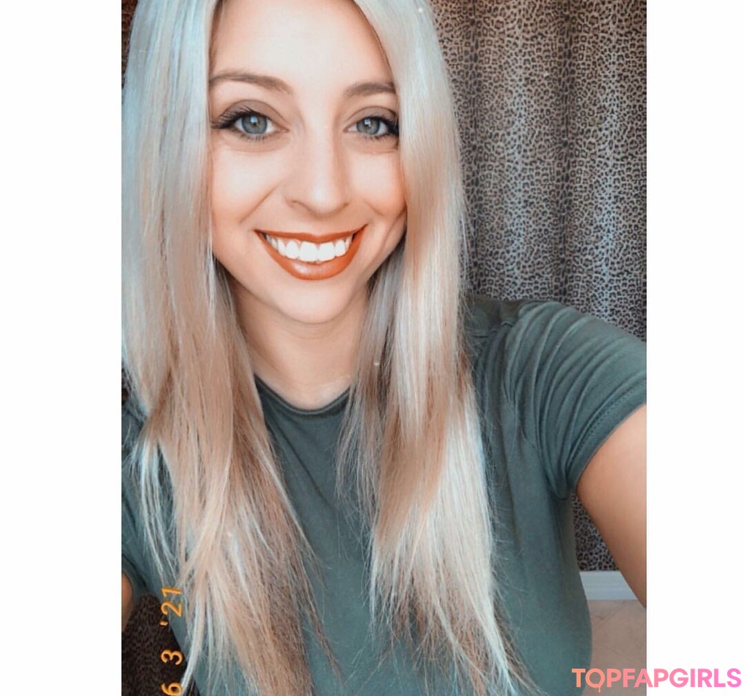 Foto desnuda filtrada de OnlyFans de Hannah Murrell #279 Foto desnuda filtrada de OnlyFans de Hannah Murrell #279