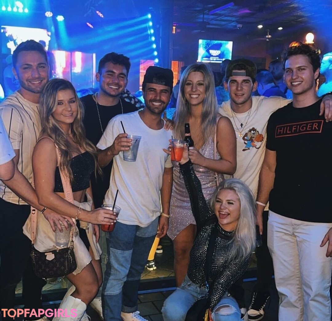 Foto desnuda filtrada de OnlyFans de Hannah Murrell #331 Foto desnuda filtrada de OnlyFans de Hannah Murrell #331