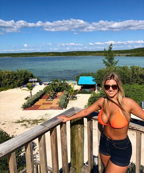 Foto desnuda filtrada de OnlyFans de Hannah Murrell