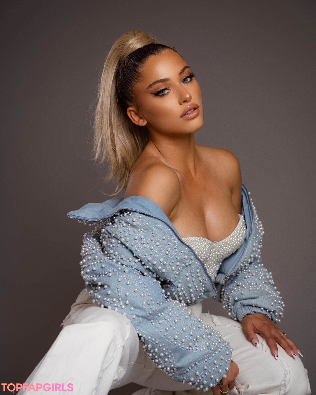 Foto desnuda filtrada de OnlyFans de Elle Danjean #34 Foto desnuda filtrada de OnlyFans de Elle Danjean #34