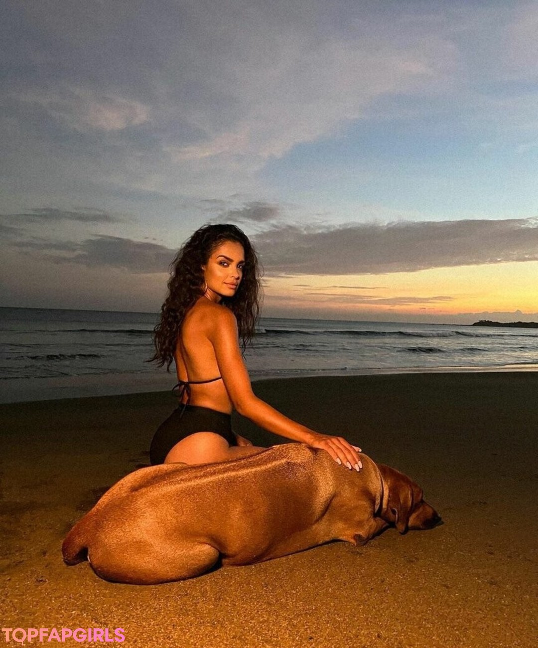 Foto desnuda filtrada de OnlyFans de Klaudia El Dursi #35 Foto desnuda filtrada de OnlyFans de Klaudia El Dursi #35