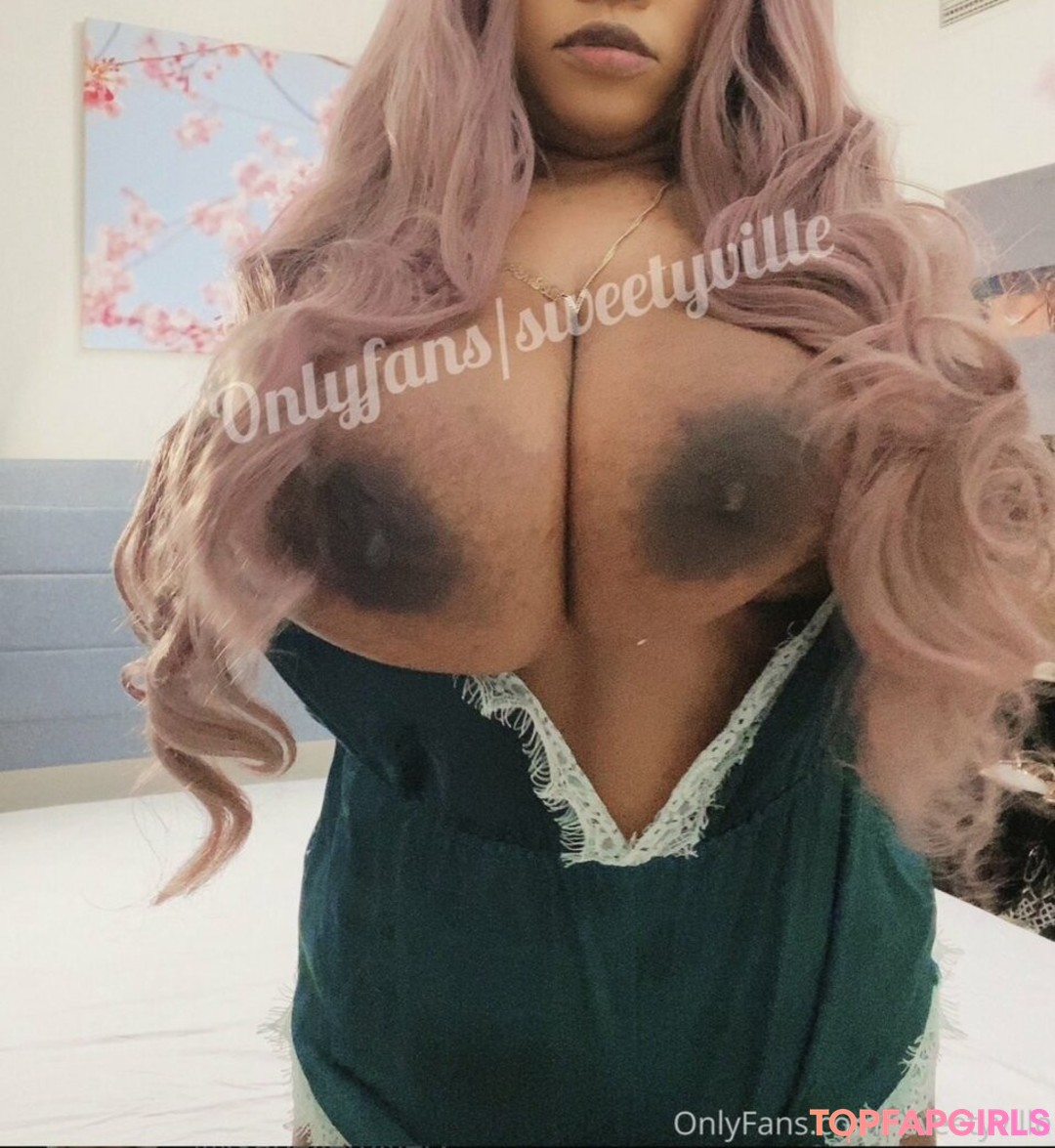 Foto desnuda filtrada de OnlyFans de The Only Sweetyville #152 Foto desnuda filtrada de OnlyFans de The Only Sweetyville #152