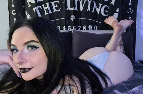 Foto desnuda filtrada de OnlyFans de Darklily