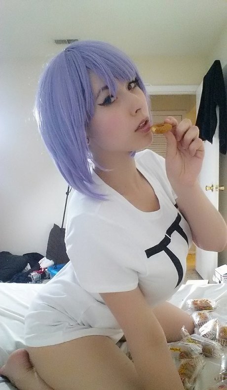 Mira Scarlet