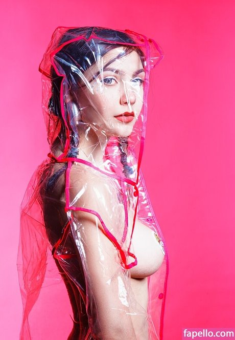 Foto desnuda filtrada de OnlyFans de Kristina Azaronak