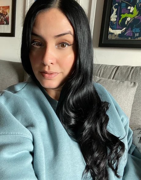 Laura Stylez