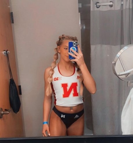 Foto desnuda filtrada de OnlyFans de Jess Gardner