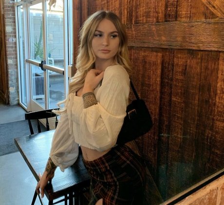 Foto desnuda filtrada de OnlyFans de Samantha Michale