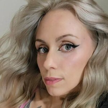 Foto desnuda filtrada de OnlyFans de Thatmilfmaid