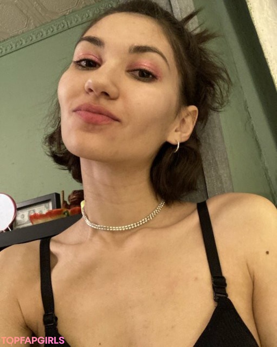 Foto desnuda filtrada de OnlyFans de Adorable Dina #345 Foto desnuda filtrada de OnlyFans de Adorable Dina #345