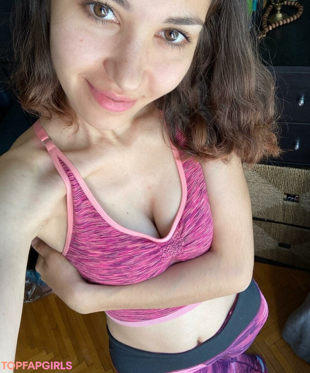 Foto desnuda filtrada de OnlyFans de Adorable Dina #450 Foto desnuda filtrada de OnlyFans de Adorable Dina #450