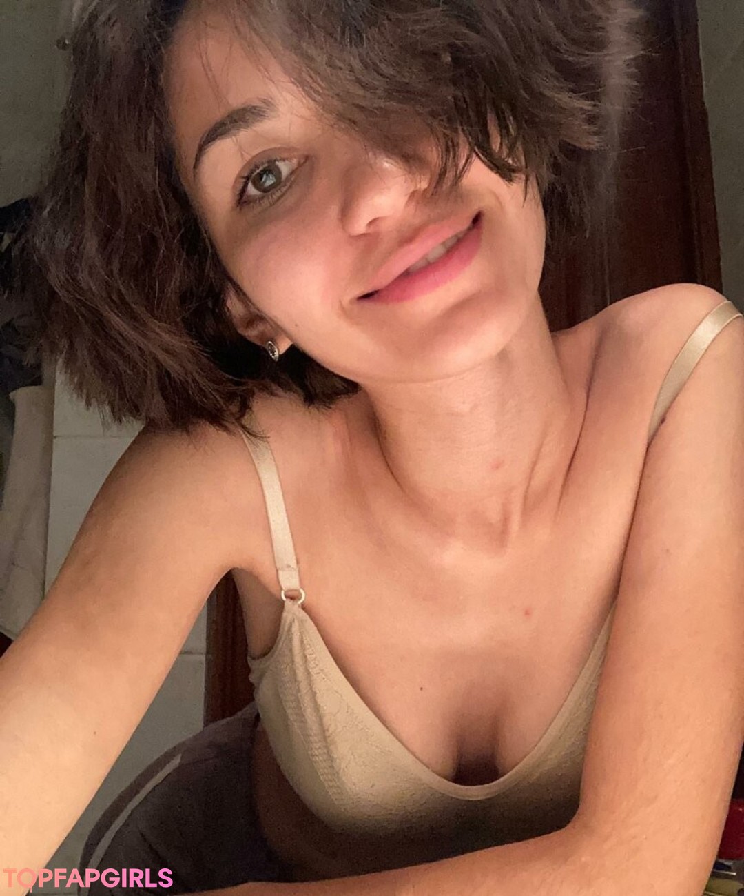 Foto desnuda filtrada de OnlyFans de Adorable Dina #492 Foto desnuda filtrada de OnlyFans de Adorable Dina #492
