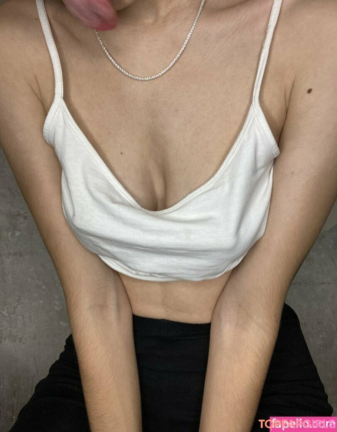 Foto desnuda filtrada de OnlyFans de Adorable Dina #90 Foto desnuda filtrada de OnlyFans de Adorable Dina #90