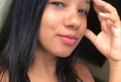 Foto desnuda filtrada de OnlyFans de Karina Fanely