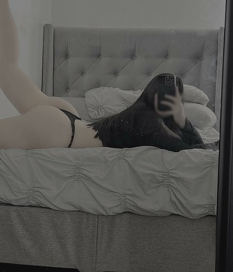 Foto desnuda filtrada de OnlyFans de Genesis Cruz