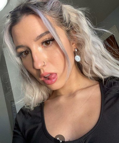 Foto desnuda filtrada de OnlyFans de Rubie