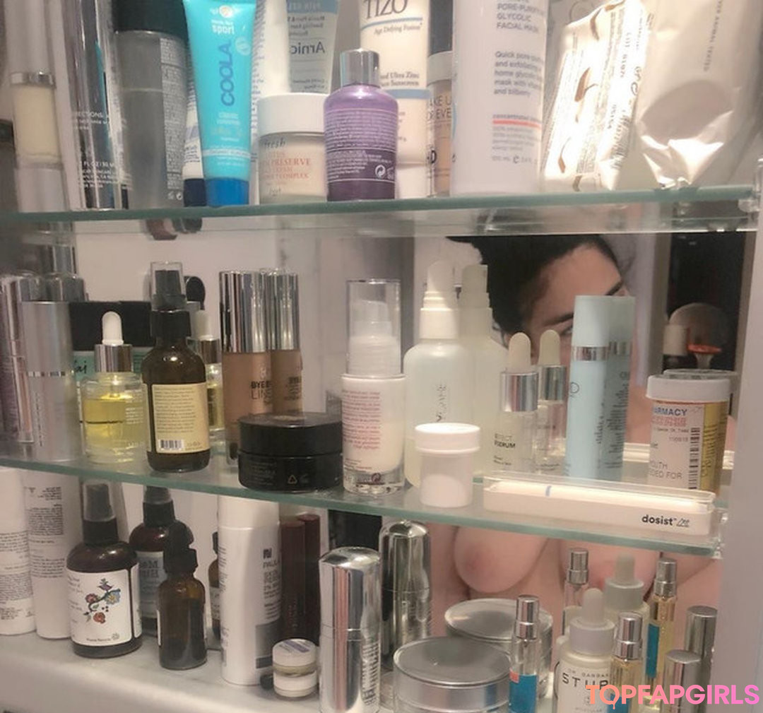 Foto desnuda filtrada de OnlyFans de Sarah Silverman #24 Foto desnuda filtrada de OnlyFans de Sarah Silverman #24