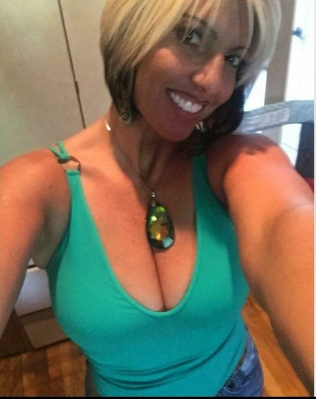 Foto desnuda filtrada de OnlyFans de Tina Forte